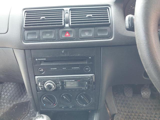 2004 VOLKSWAGEN GOLF MATCH