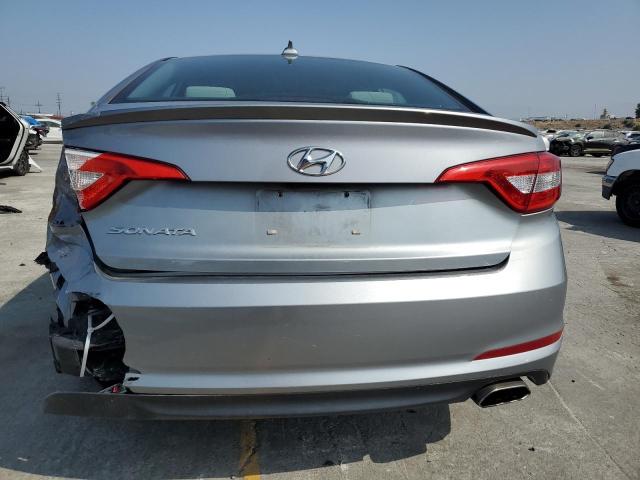 Sedans HYUNDAI SONATA 2015 Srebrny
