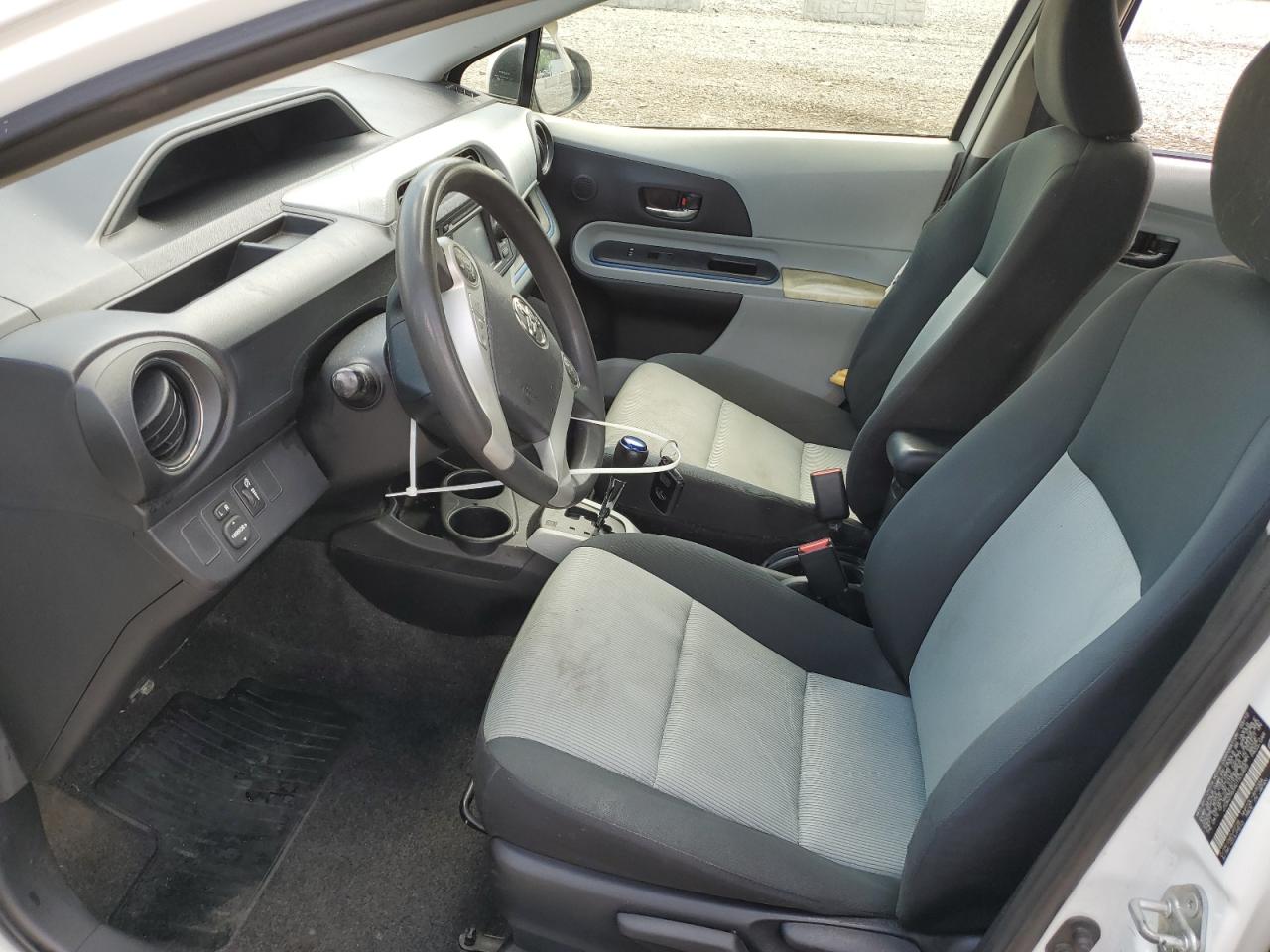 2012 Toyota Prius C VIN: JTDKDTB3XC1505855 Lot: 63186005