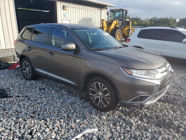  MITSUBISHI OUTLANDER 2017 Серый