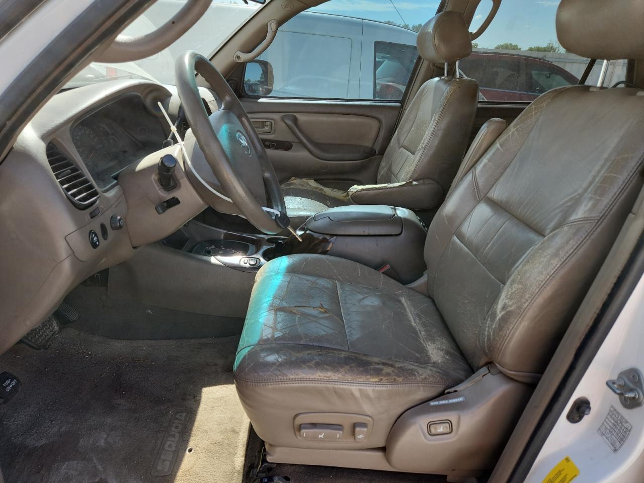 2003 Toyota Sequoia Sr5 VIN: 5TDZT34A03S182531 Lot: 62547005
