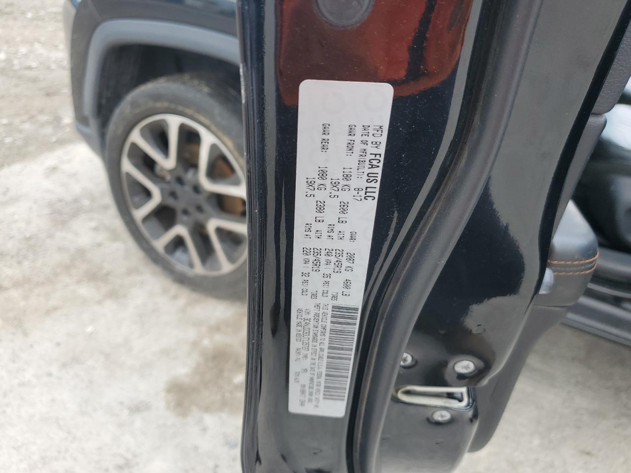 2018 Jeep Compass Limited VIN: 3C4NJDCB3JT135727 Lot: 60336565