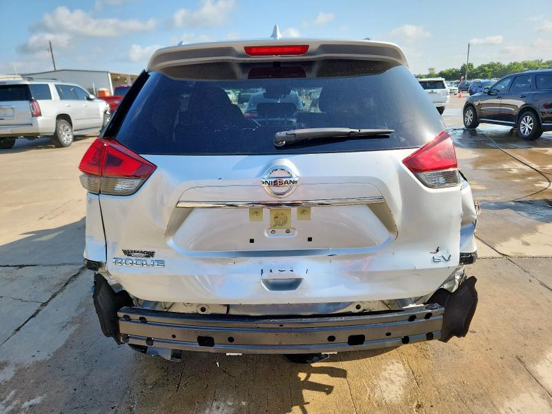 NISSAN ROGUE 2019 Srebrny