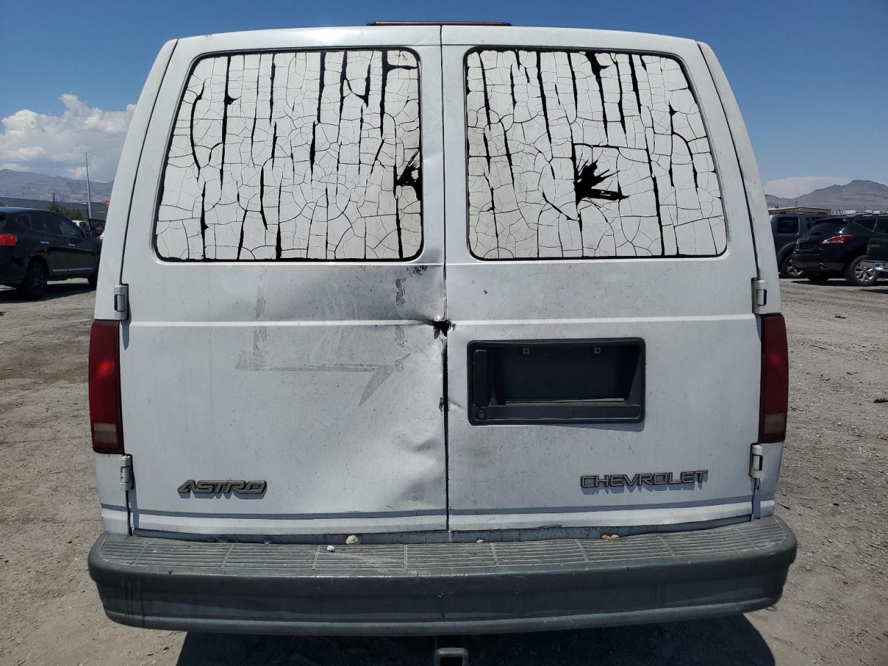 2005 Chevrolet Astro VIN: 1GCDM19X75B131787 Lot: 60127835