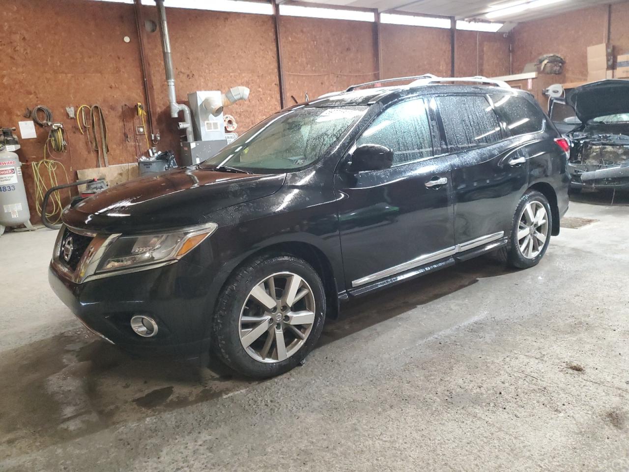 2015 Nissan Pathfinder S