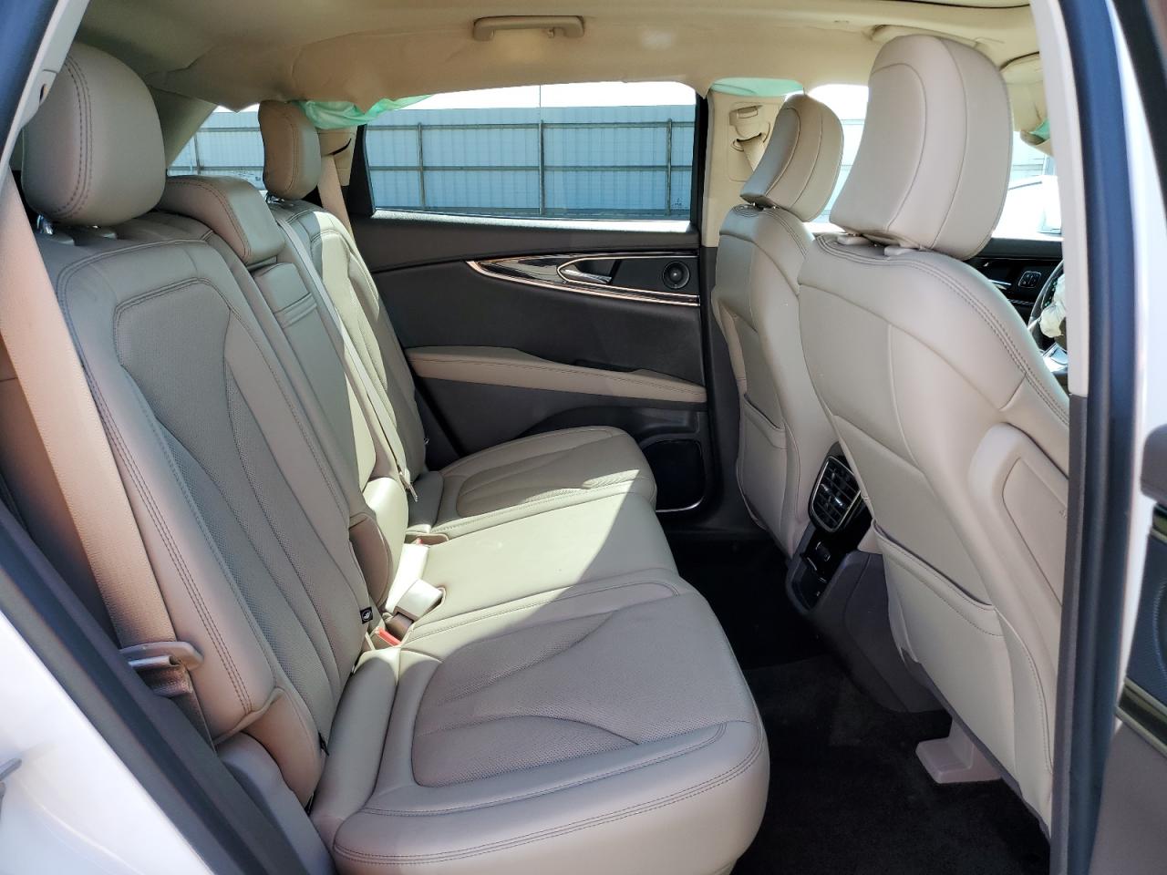 2022 Lincoln Nautilus Reserve VIN: 2LMPJ8K91NBL27258 Lot: 62369175