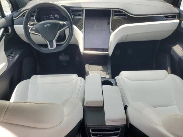 TESLA MODEL X 2017 Srebrny