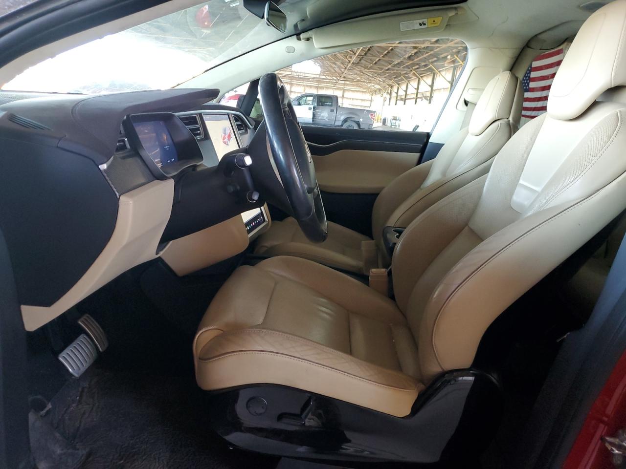 2016 Tesla Model X VIN: 5YJXCAE41GF000463 Lot: 60854485
