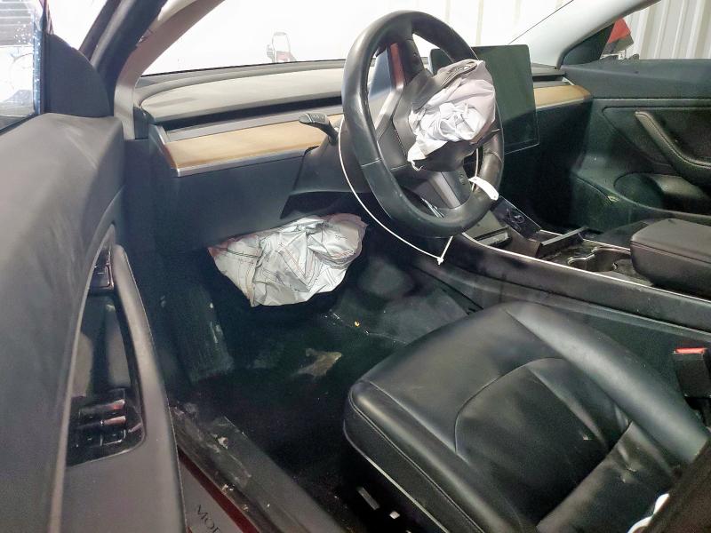  TESLA MODEL 3 2018 Czerwony