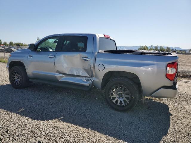  TOYOTA TUNDRA 2017 Srebrny