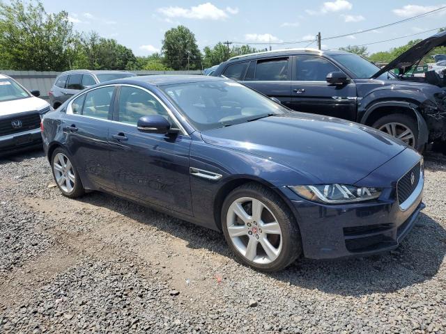  JAGUAR XE 2017 Blue