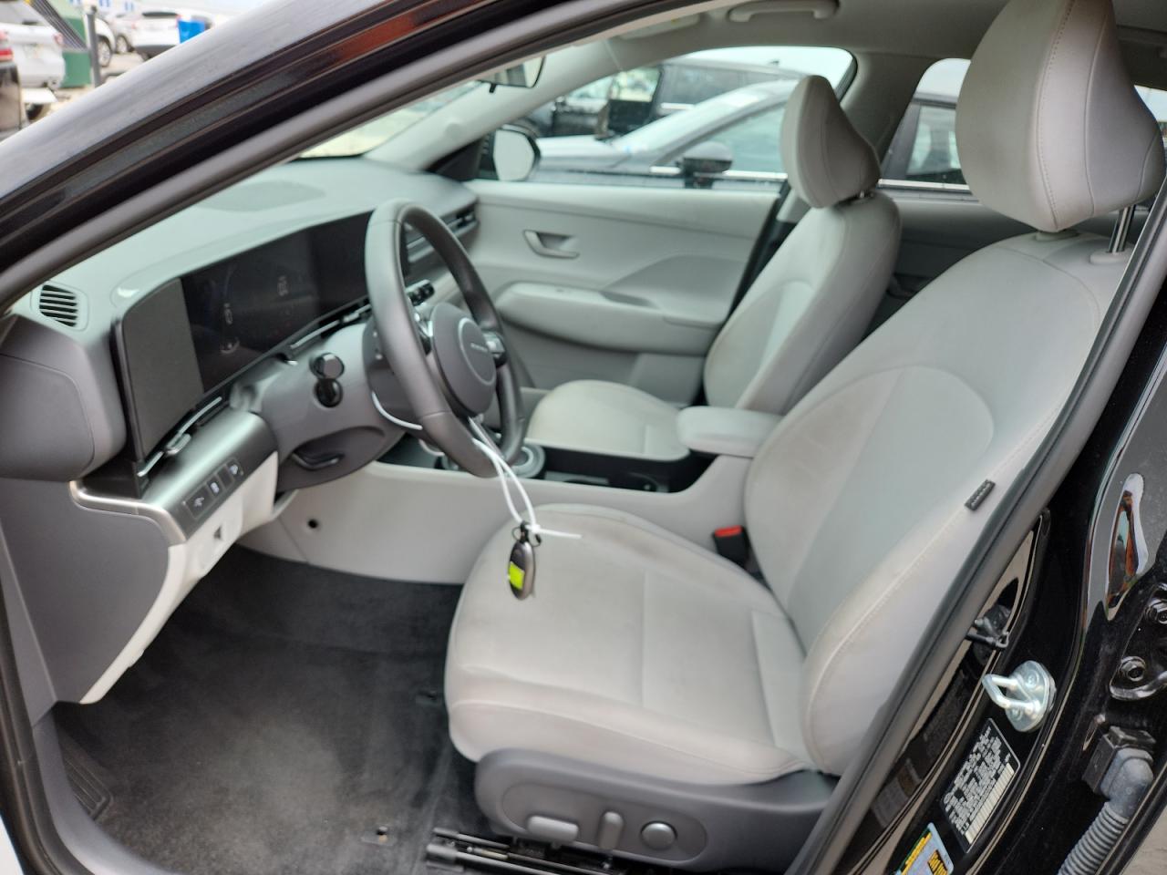 2025 Hyundai Kona Sel VIN: KM8HB3AB1SU214744 Lot: 60532605