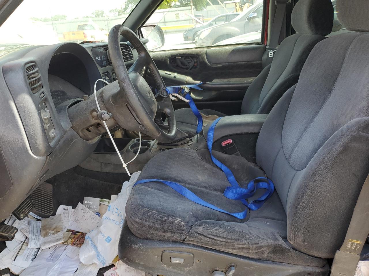2000 GMC Jimmy / Envoy VIN: 1GKDT13W8Y2261623 Lot: 62545295