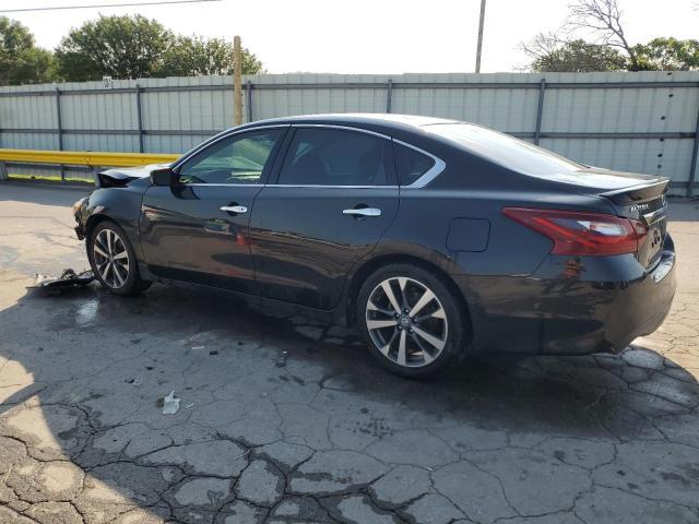  NISSAN ALTIMA 2017 Czarny