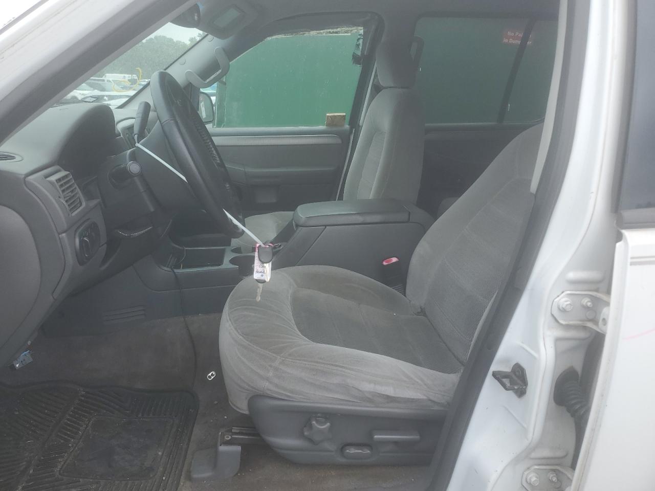 2004 Ford Explorer Xlt VIN: 1FMZU63K04UA40603 Lot: 62929745