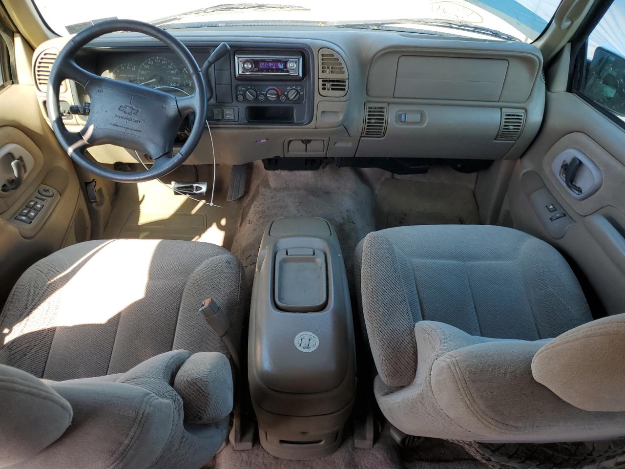 1997 Chevrolet Tahoe K1500 VIN: 1GNEK13R0VJ437926 Lot: 62457605