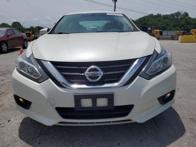  NISSAN ALTIMA 2017 Белы