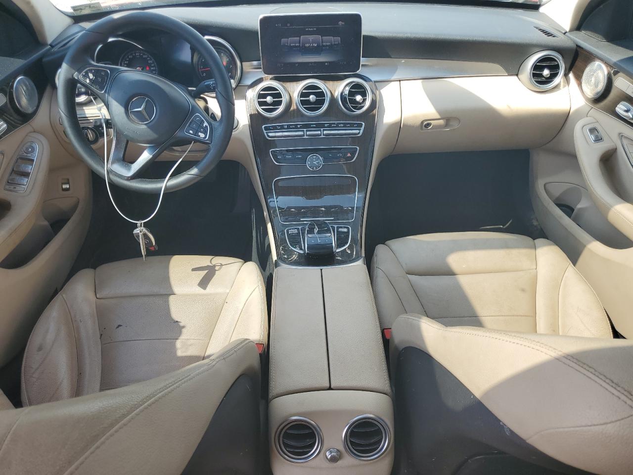 2017 Mercedes-Benz C 300 4Matic VIN: 55SWF4KB8HU214258 Lot: 62573625