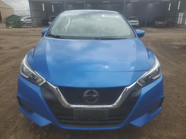  NISSAN VERSA 2021 Granatowy