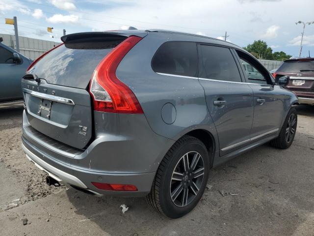  VOLVO XC60 2017 Silver