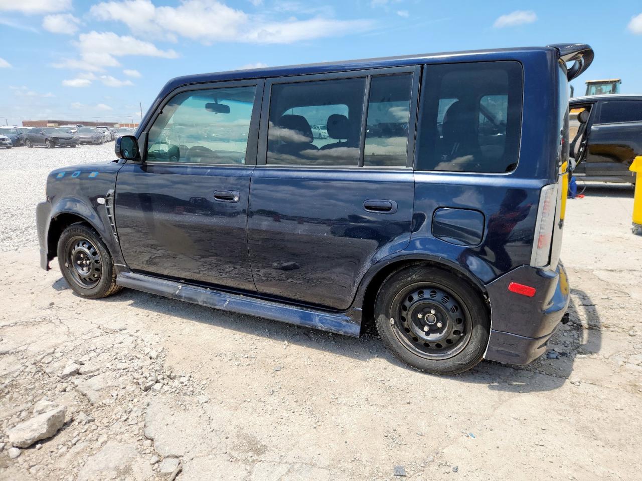 TOYOTA SCION 2006 VIN JTLKT324764052538 photo 2