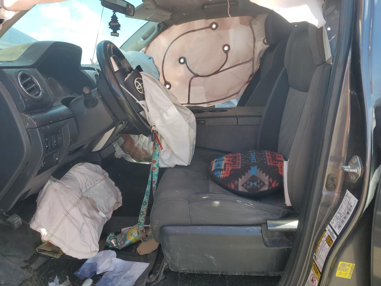 2016 Toyota Tundra Crewmax Sr5 VIN: 5TFDY5F15GX523488 Lot: 61931295