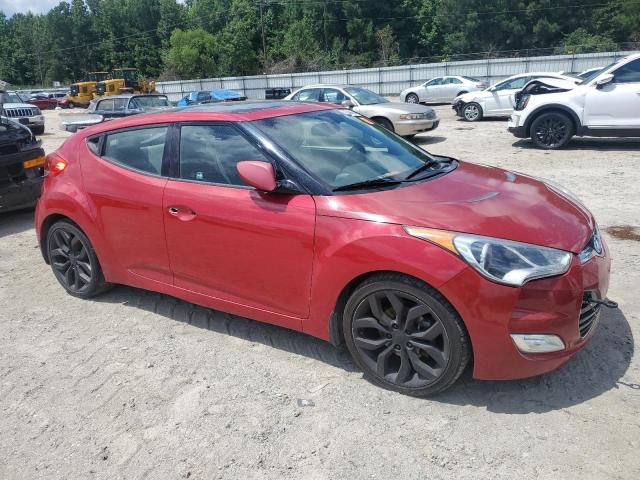  HYUNDAI VELOSTER 2013 Красный