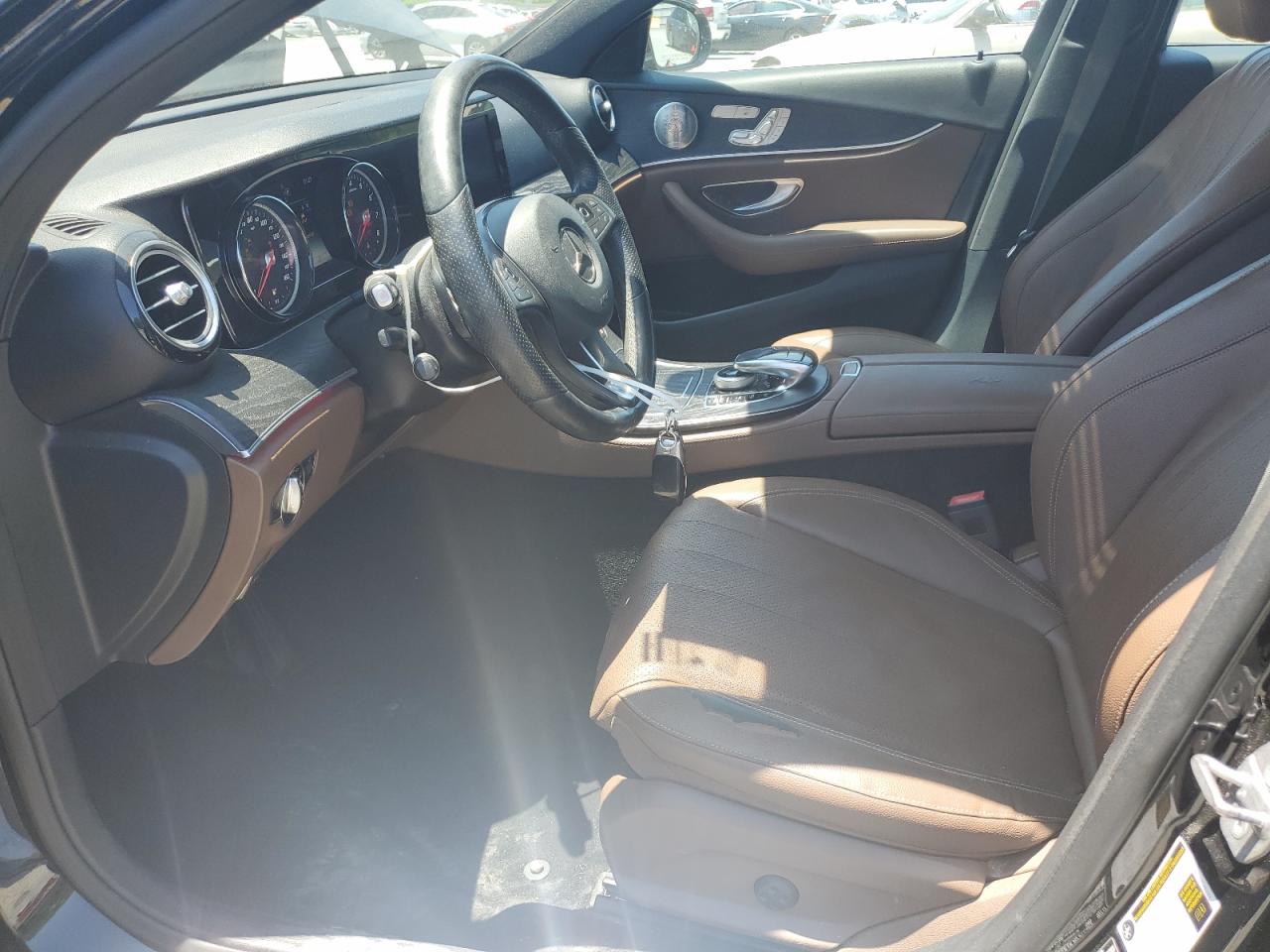 2018 Mercedes-Benz E 300 VIN: WDDZF4JB5JA356734 Lot: 62036305