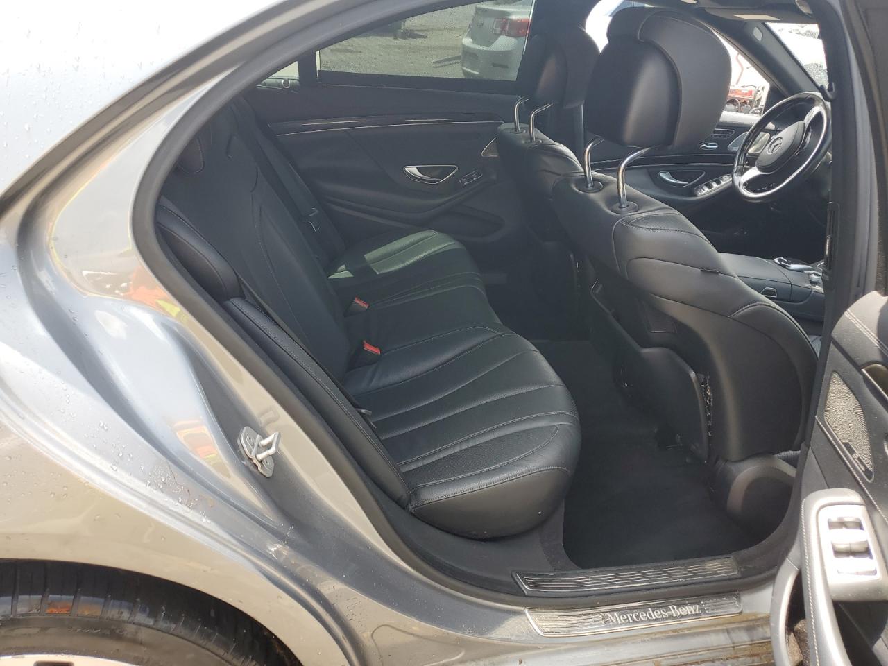 2015 Mercedes-Benz S 550 VIN: WDDUG8CBXFA071563 Lot: 61386105