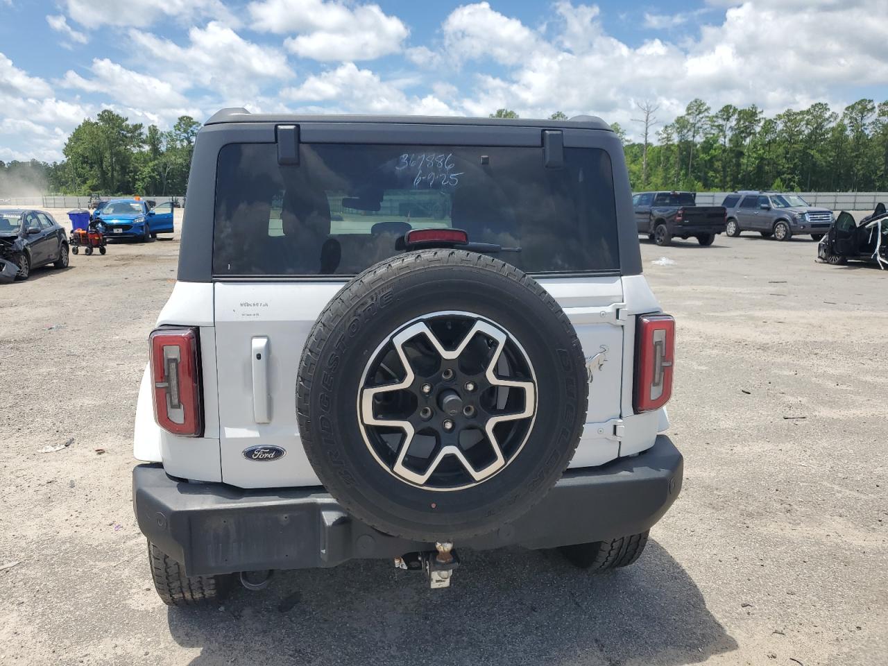2023 Ford Bronco Base VIN: 1FMDE5BH2PLB67886 Lot: 60964835