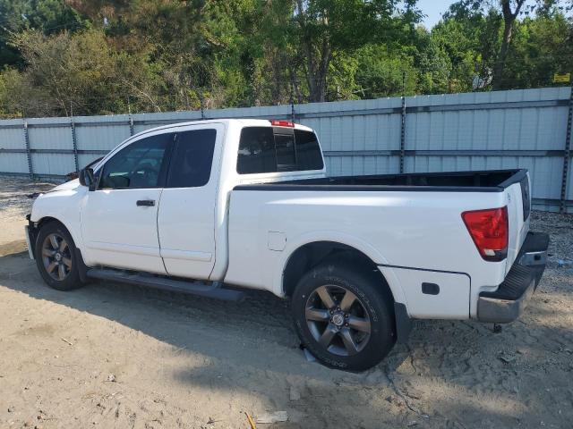 Pickups NISSAN TITAN 2012 Biały