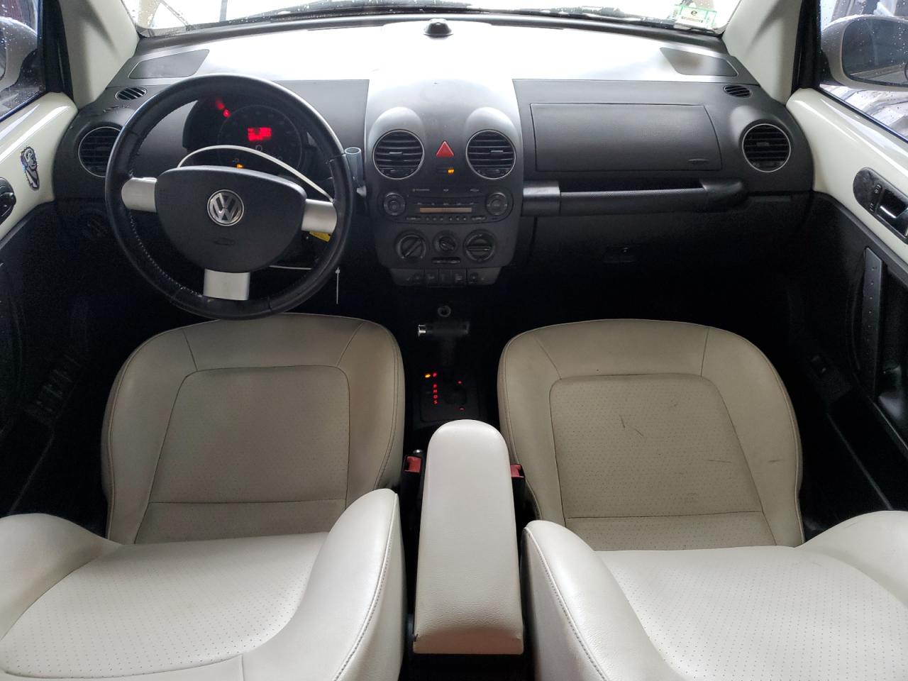 2007 Volkswagen New Beetle Triple White VIN: 3VWFF31Y47M417334 Lot: 61619265