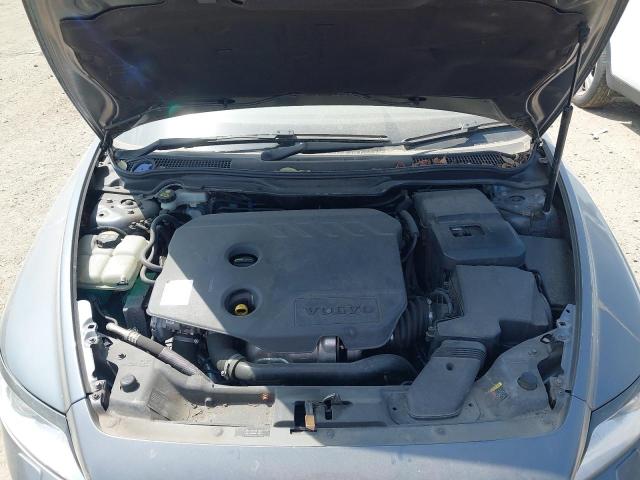 2011 VOLVO S40 SE LUX
