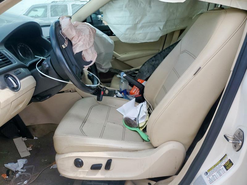  VOLKSWAGEN PASSAT 2015 White