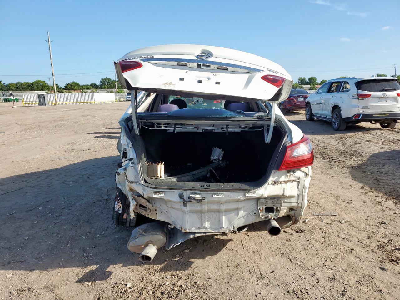 NISSAN ALTIMA 2017 VIN 1N4AL3AP9HN348523 zdjęcie 6