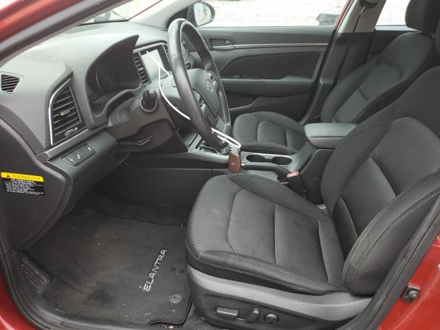  HYUNDAI ELANTRA 2017 Czerwony
