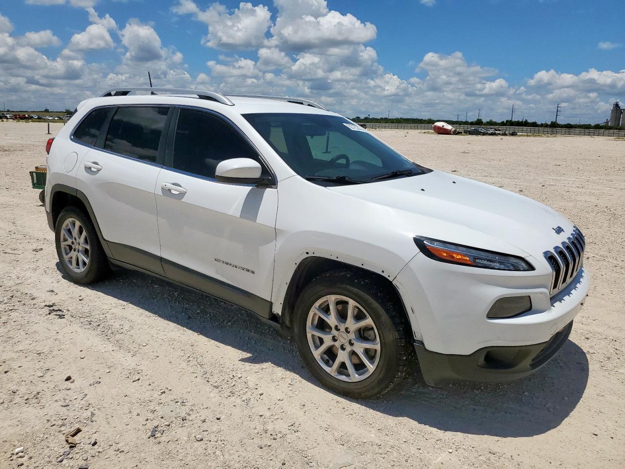 JEEP GRAND CHER 2018 VIN 1C4PJLLB5JD590670 фото 4