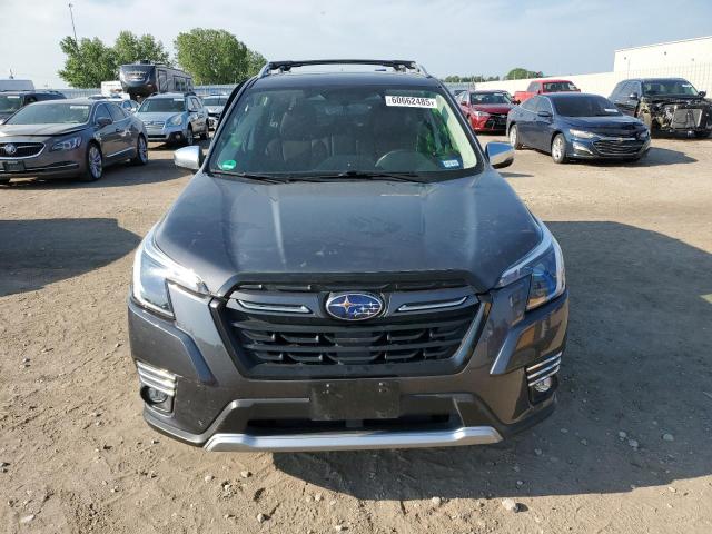  SUBARU FORESTER 2022 Czarny