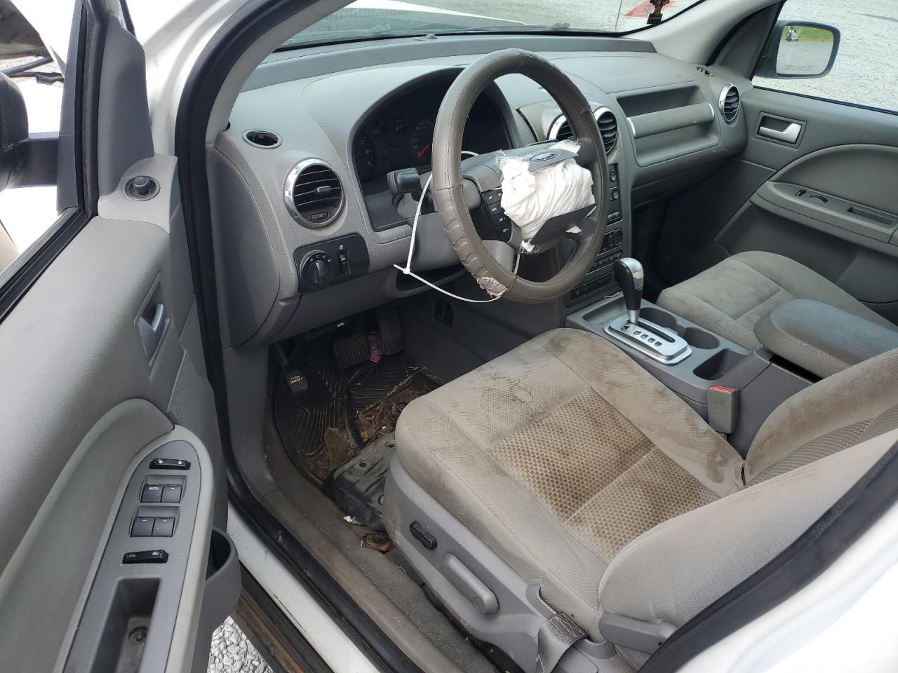 2005 Ford Freestyle Se VIN: 1FMZK01105GA62775 Lot: 60251845
