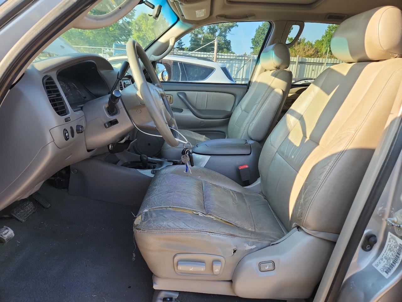 2001 Toyota Sequoia Limited VIN: 5TDBT48A51S038696 Lot: 62280495