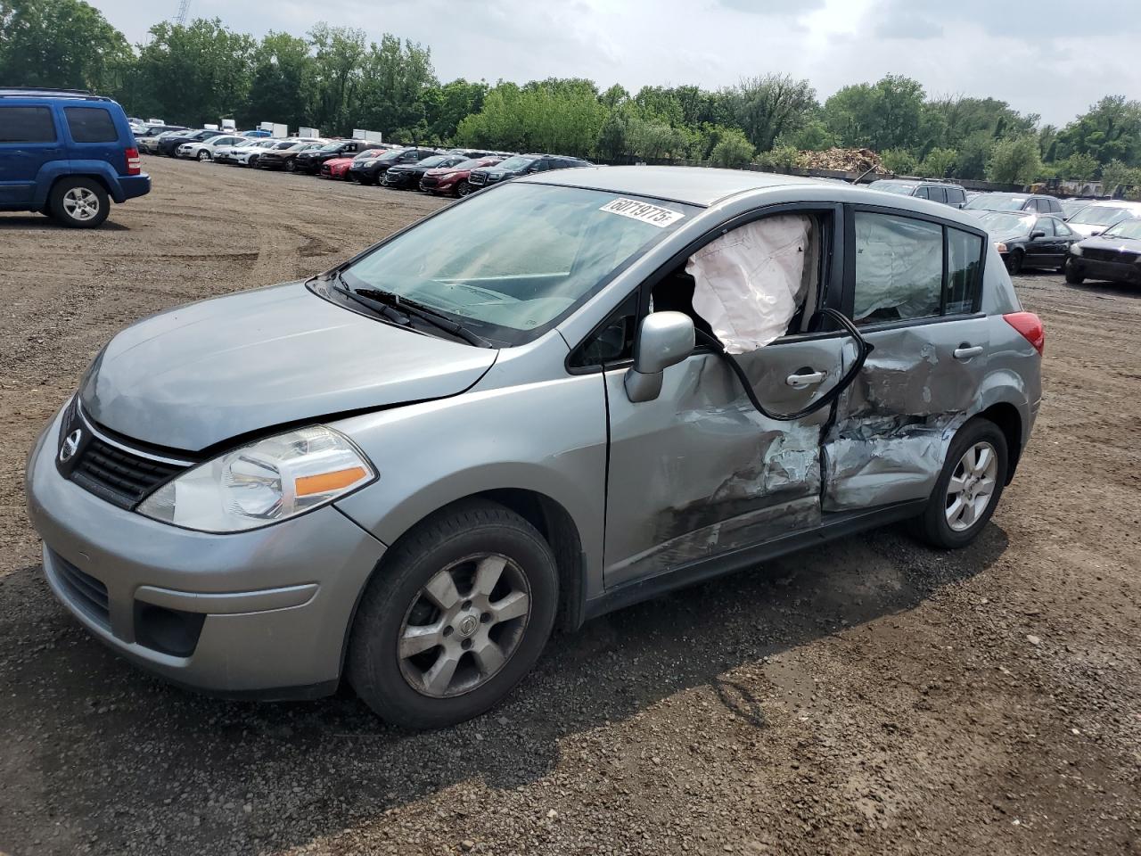2012 Nissan Versa S na sprzedaż w New Britain, CT - Side
