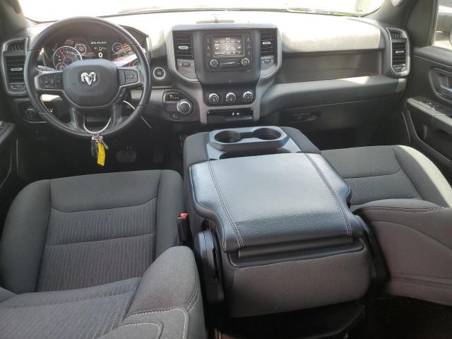  RAM 1500 2023 Srebrny