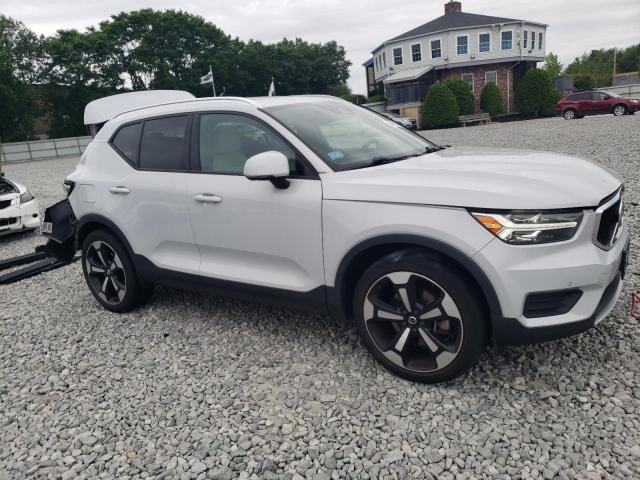  VOLVO XC40 2020 Белы