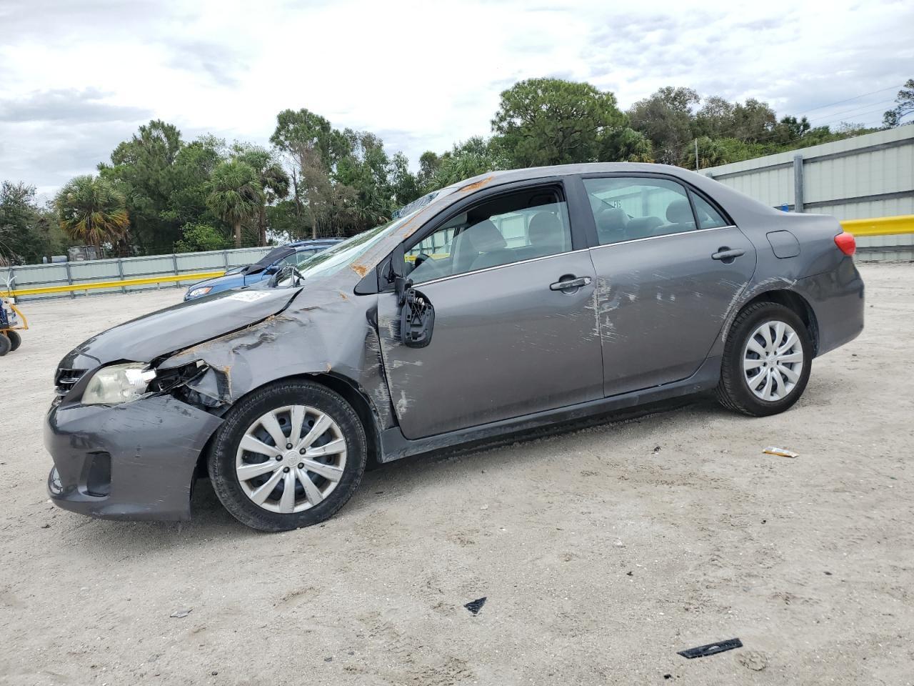 2013 Toyota Corolla Base en Venta en Fort Pierce, FL - All Over