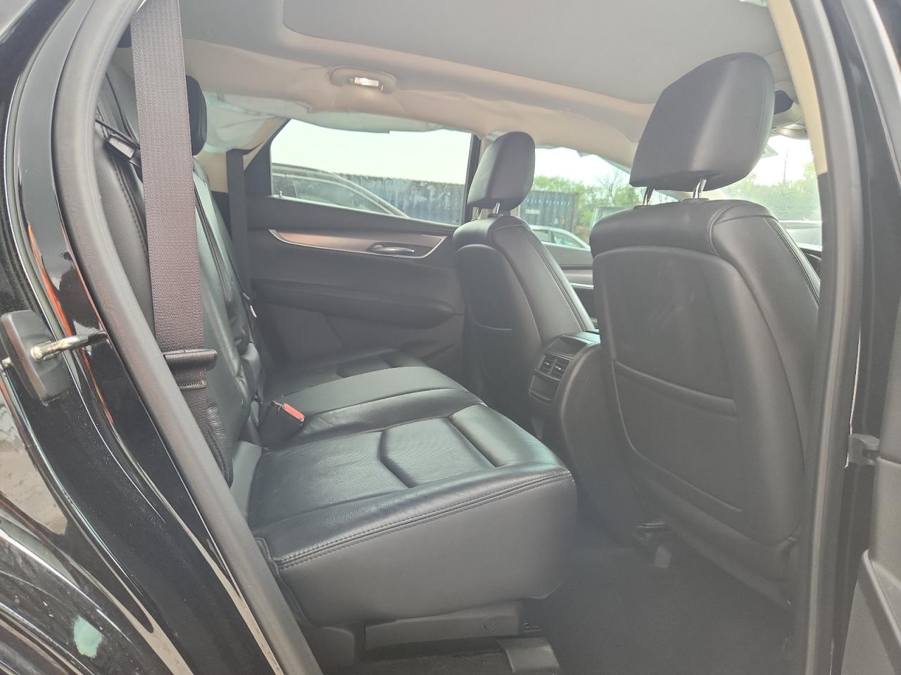 2017 Cadillac Xt5 Luxury VIN: 1GYKNDRS7HZ256126 Lot: 61566275
