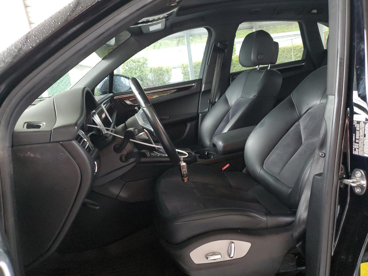 2020 Porsche Macan VIN: WP1AA2A5XLLB02978 Lot: 59493685