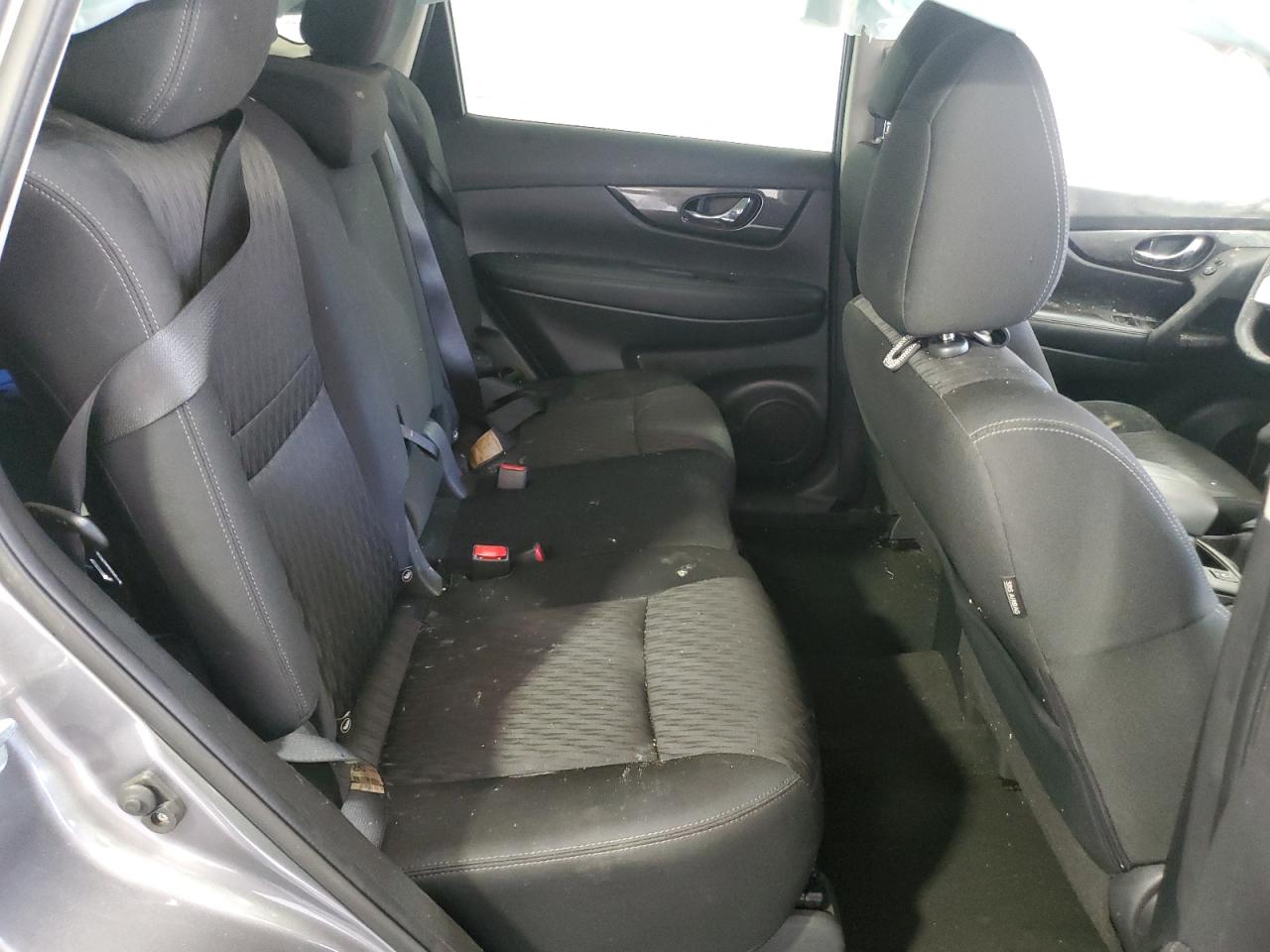 2018 Nissan Rogue S VIN: KNMAT2MT9JP594768 Lot: 62408835