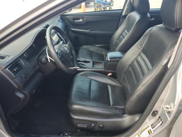  TOYOTA CAMRY 2017 Srebrny