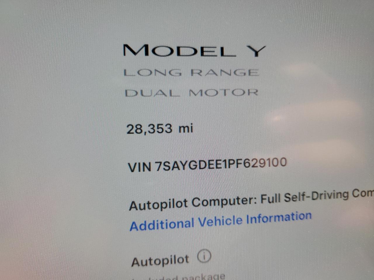 2023 Tesla Model Y VIN: 7SAYGDEE1PF629100 Lot: 61694215