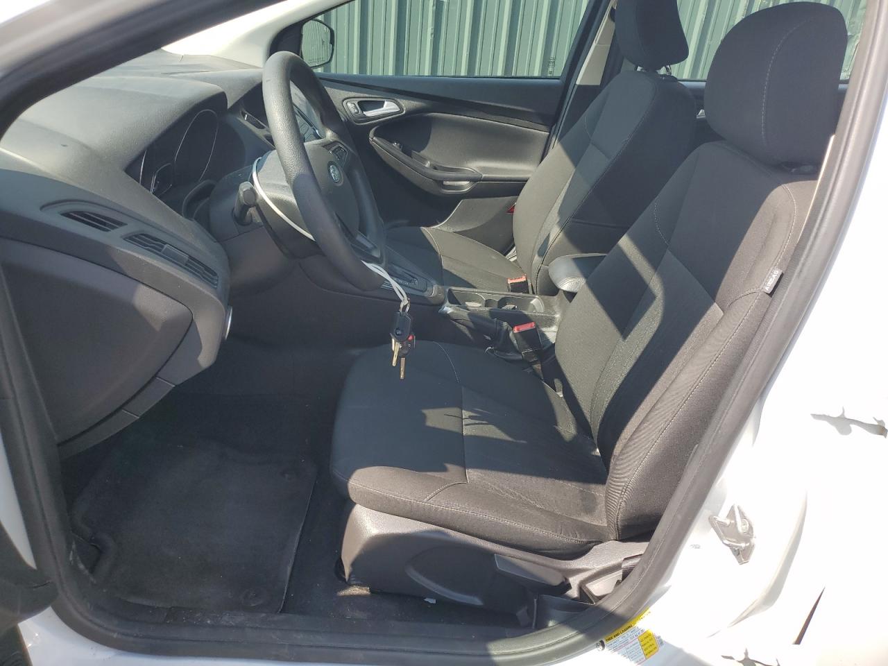 2015 Ford Focus Se VIN: 1FADP3K2XFL339200 Lot: 63175315